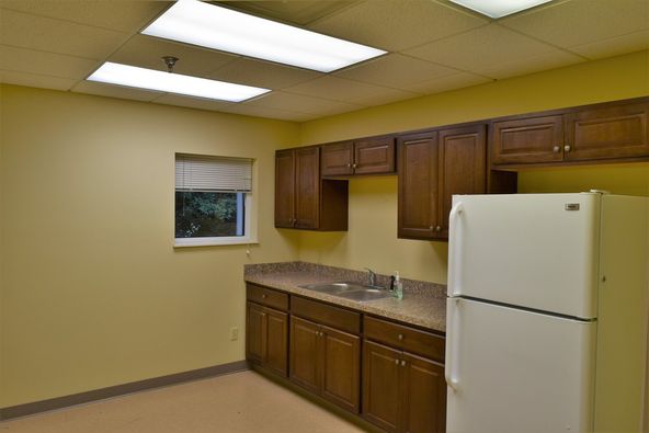 Farragut Office Building : 109-113 Peterson Road, Farragut, TN 37934